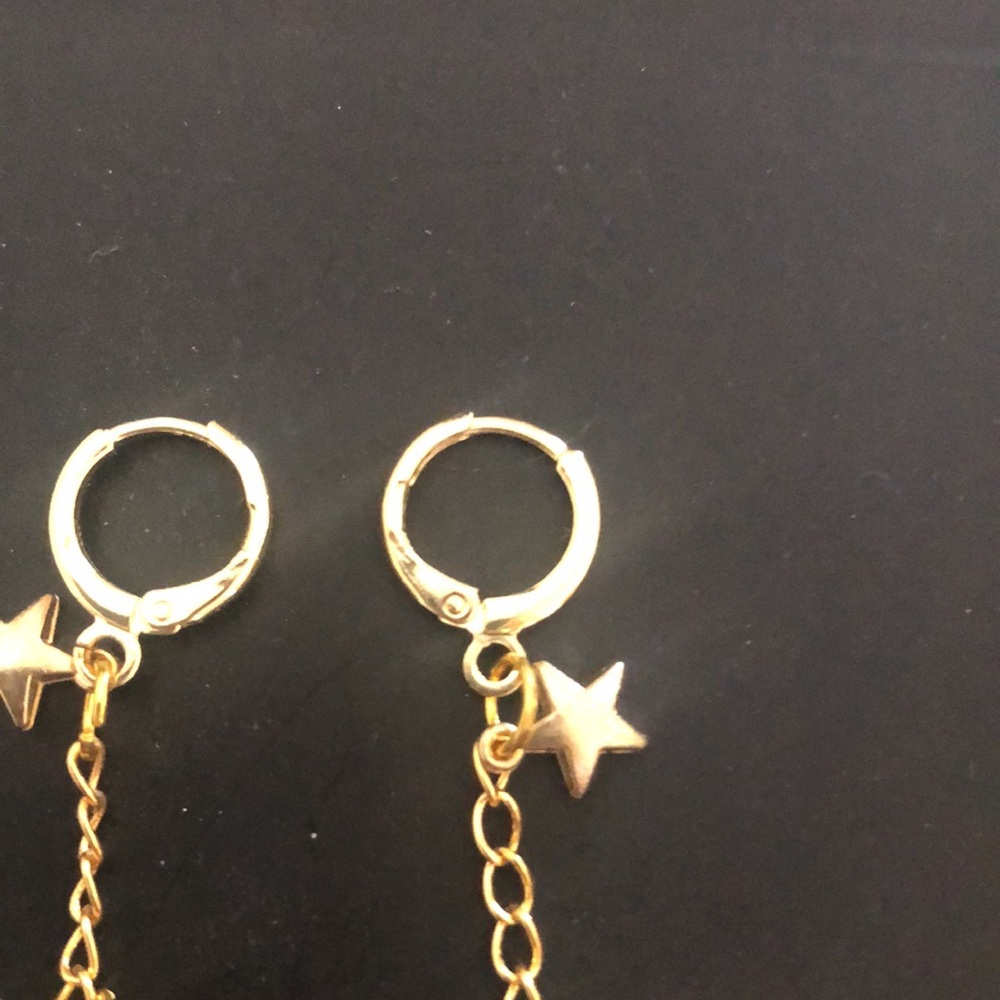 ⭐️COPY - New!*Dangle earrings! - Picture 3 of 4